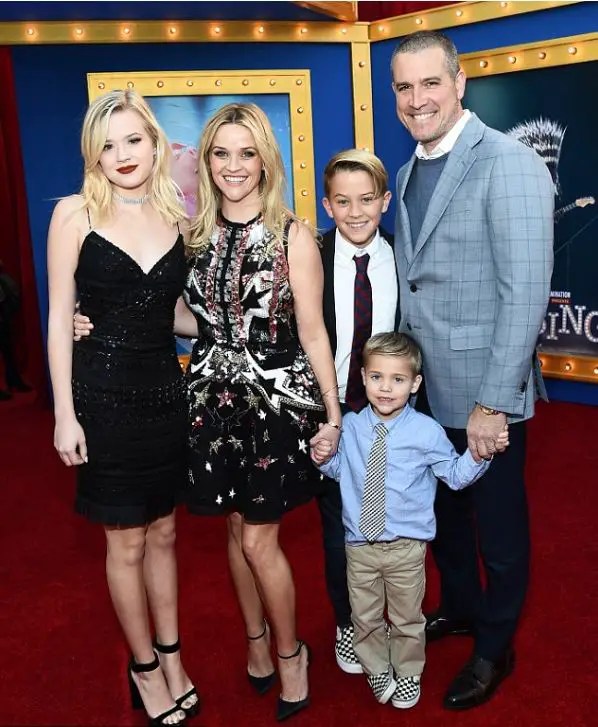 Jim Toth Bio Net Worth, Age, Family Life With Reese Witherspoon And More